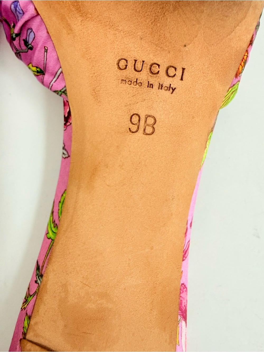 Gucci Flora Satin Bow Mule Heels Pink Cyclamen Floral Sandals US 9 Vintage Y2K - Picture 10 of 13